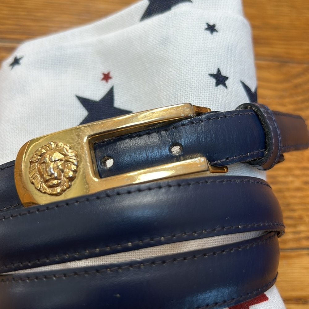 Anne Klein Navy Leather Belt with Gold Lion Buckle - Picture 9 of 10